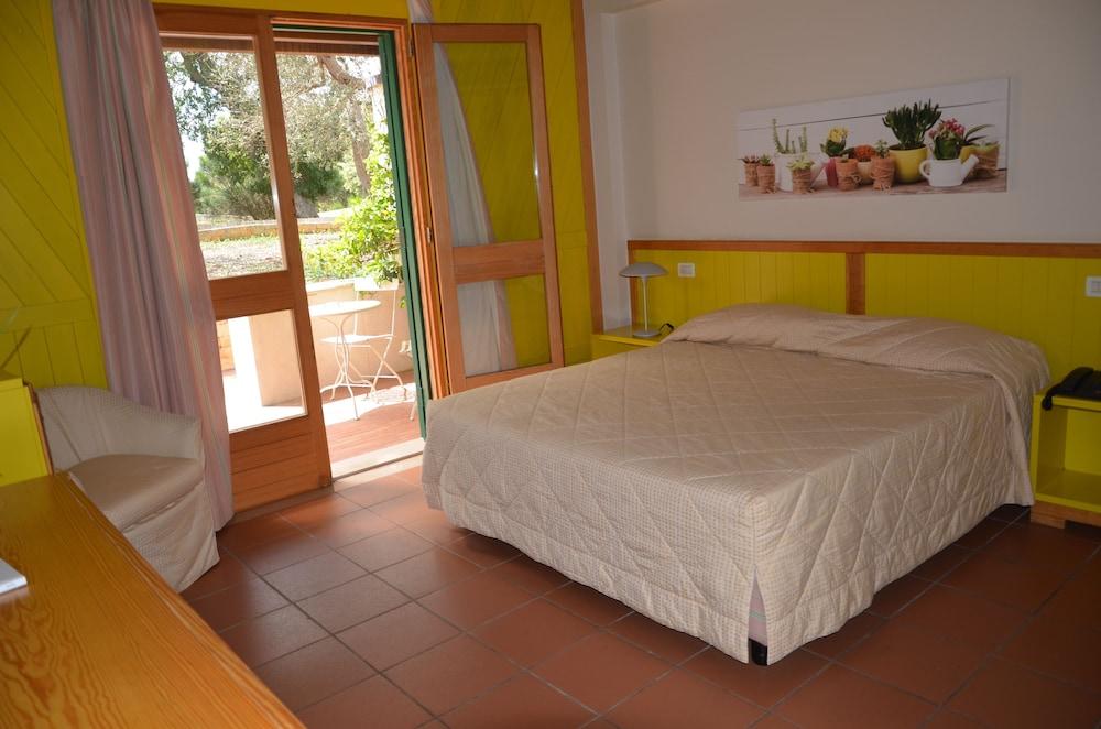 Apulia Victor Country 4*